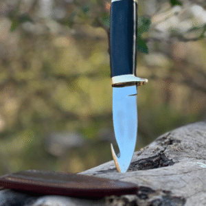 Gut Hook Bowie knife, Skinner knife, short knife, D2 Steel Bowie knife with Wooden Grip, Little knife, Camping Knife, Mini Gut Hook knife