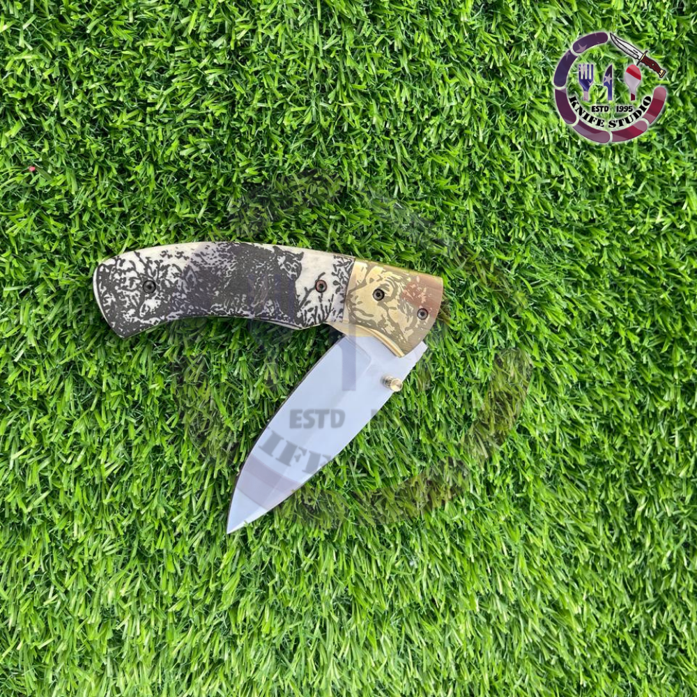 10" Custom Hand-Engraved Bear Motif Folding Knife – Damascus Steel Blade with Textured Camo Handle - Image 3