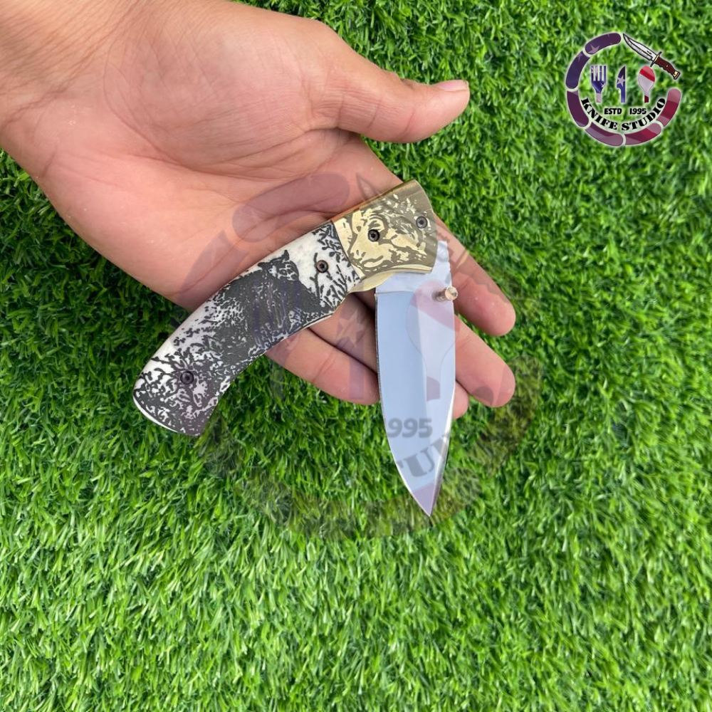 10" Custom Hand-Engraved Bear Motif Folding Knife – Damascus Steel Blade with Textured Camo Handle - Image 7